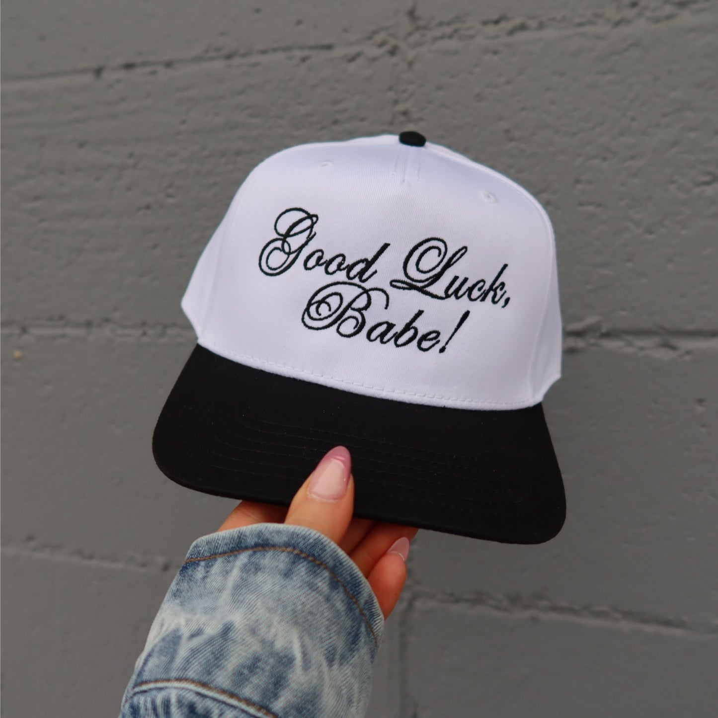 Good Luck, Babe! Black/White Vintage Trucker Hat