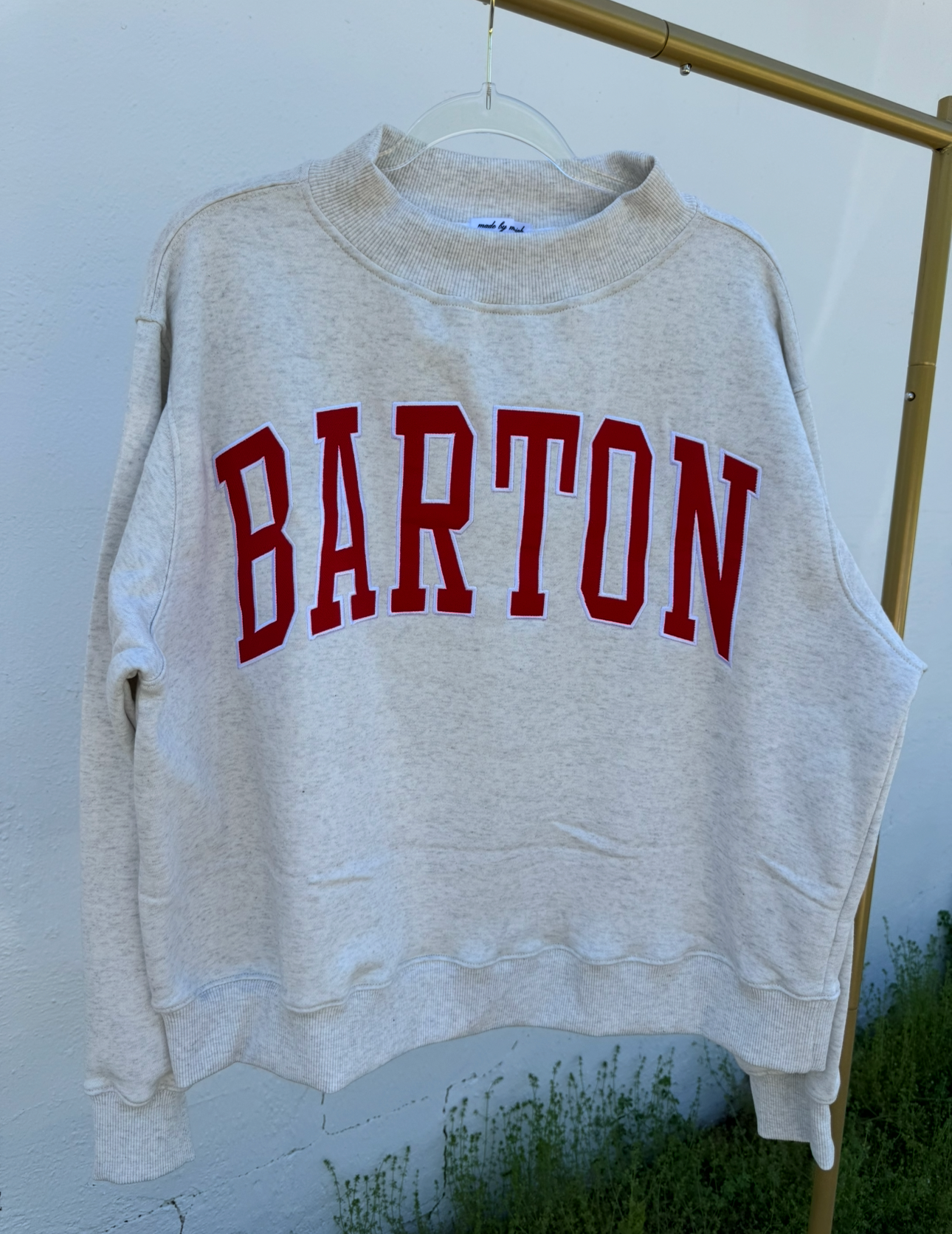 BARTON Mockneck Sweatshirt - S/M