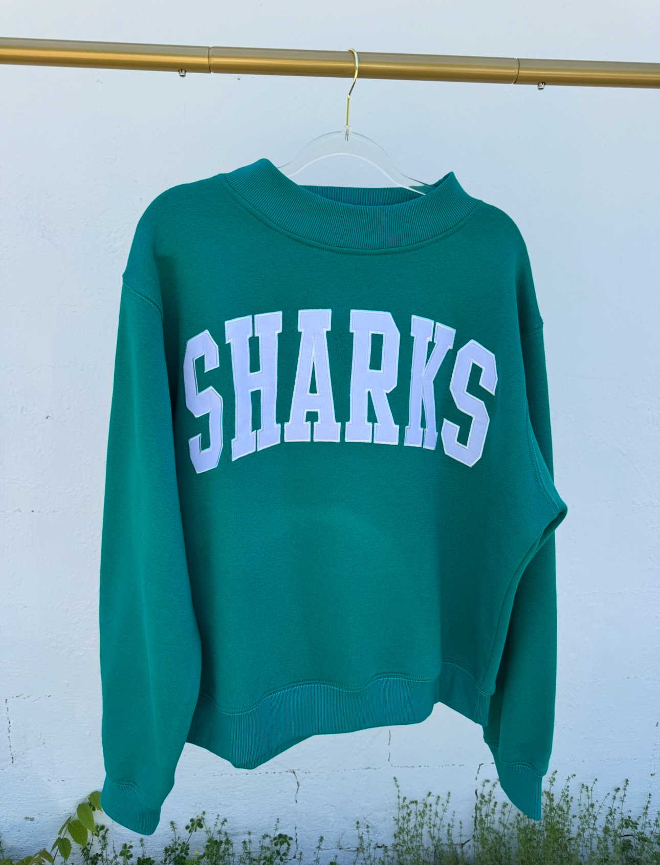 SHARKS Mockneck Sweatshirt - L/XL