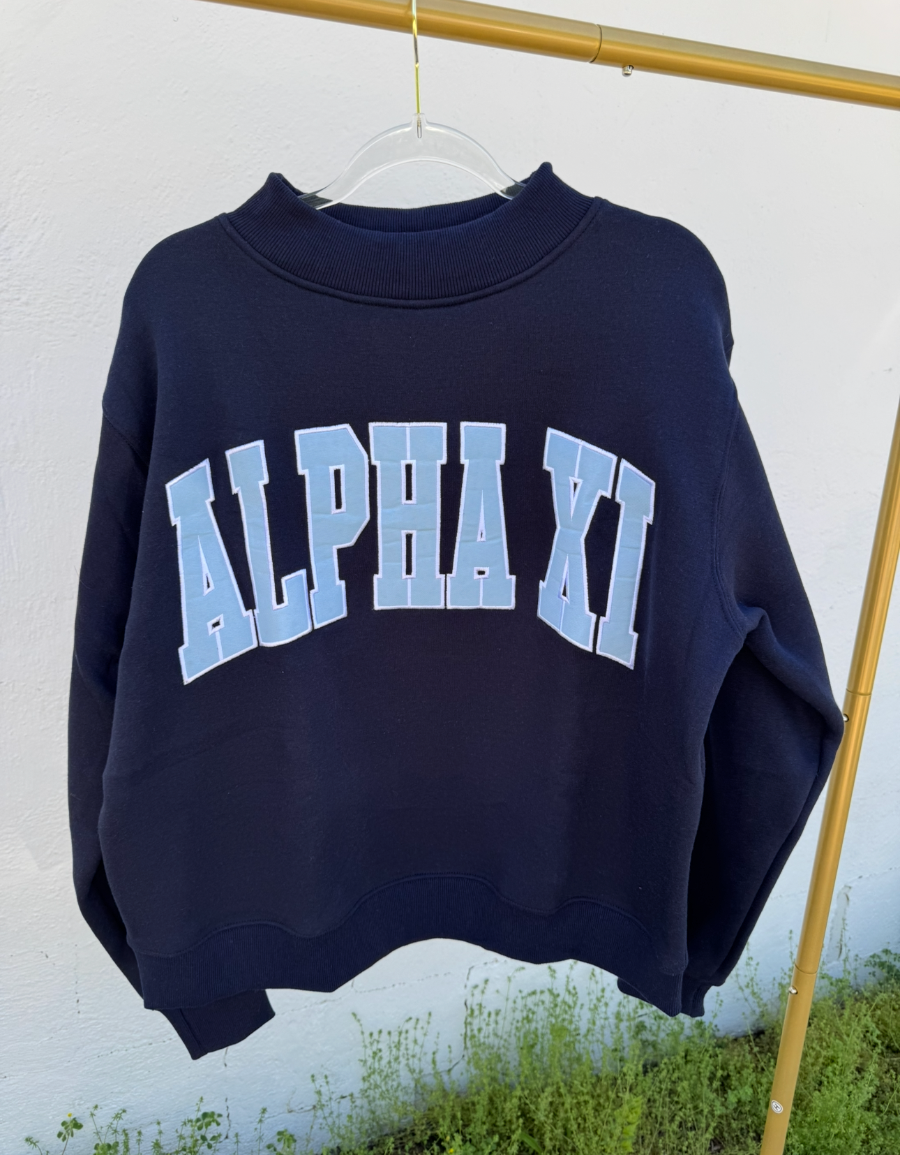 ALPHA XI Mockneck Sweatshirt - S/M